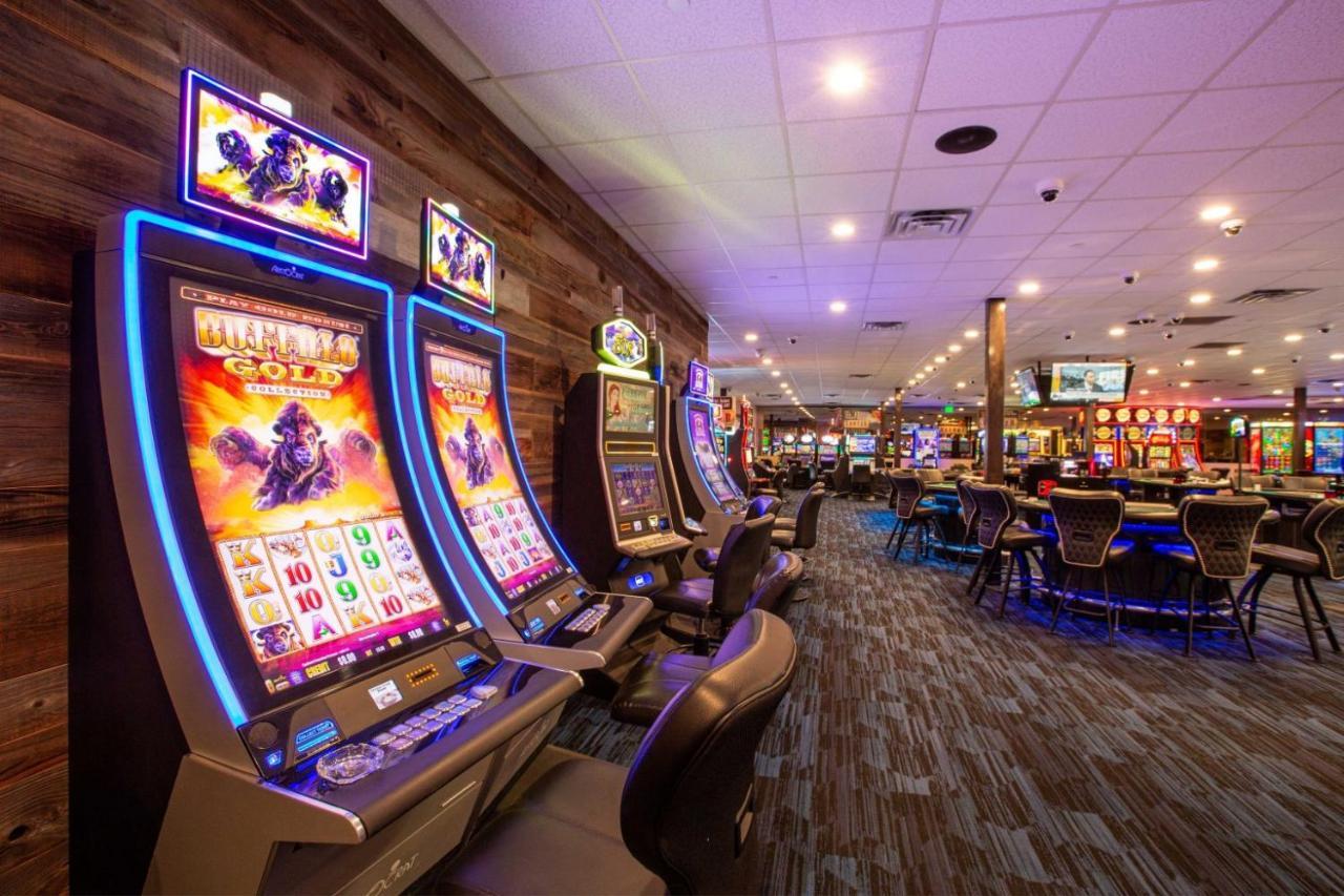 Winners Inn Casino Уиннемакка Экстерьер фото