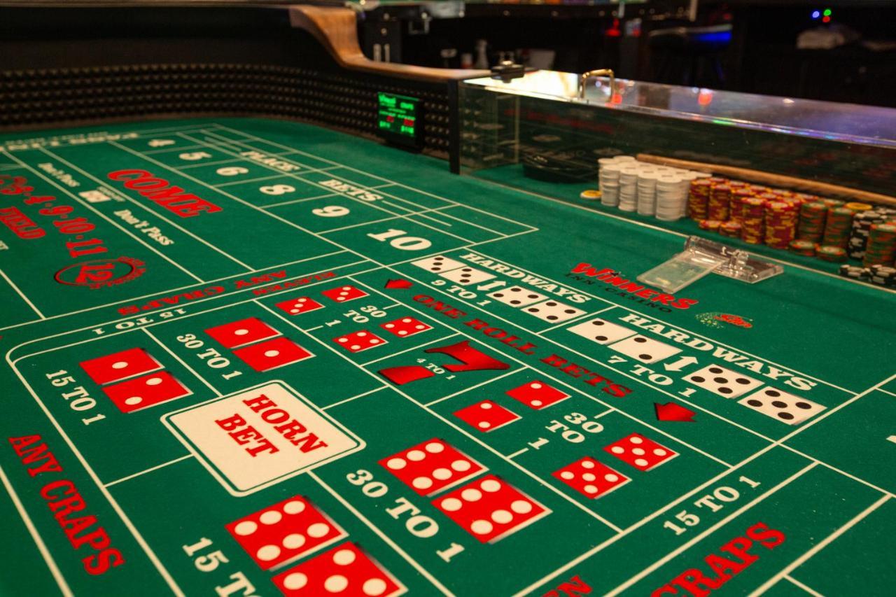 Winners Inn Casino Уиннемакка Экстерьер фото